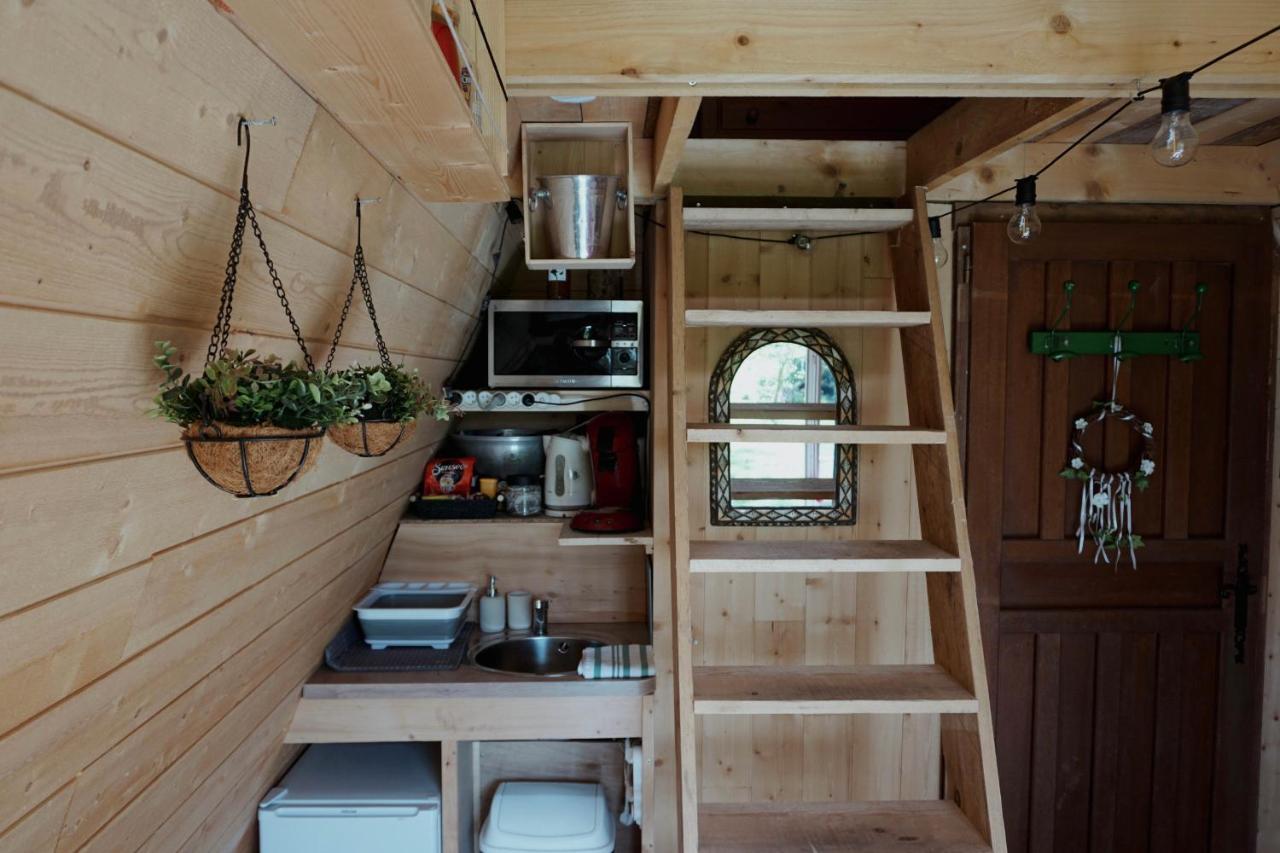 Le Chalet Tipi Avec Jacuzzi Et Jardin Труа Экстерьер фото
